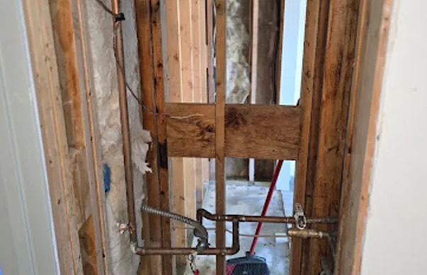 Frozen Pipe Water Removal in Splendora, TX